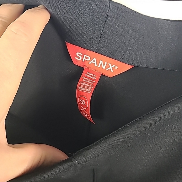 NEW SPANX Air Essentials Women’s Pants Front Slit High Rise Soft Black Sz 3X - Picture 5 of 7